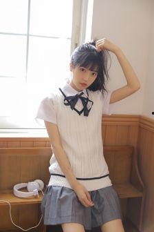 日本丝袜美女图片,日本美女的时尚魅力展现